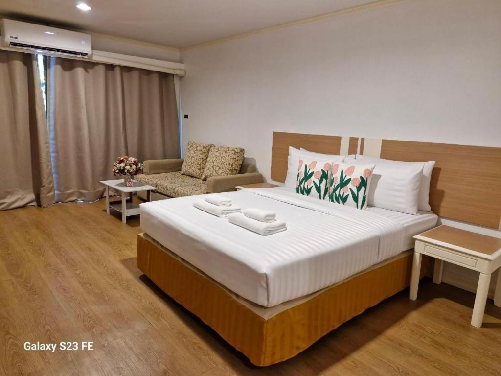 Town In Town Gardent Resort Bangkok Zewnętrze zdjęcie